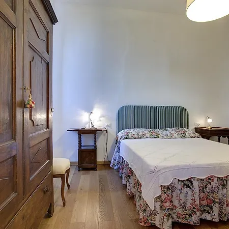 Torre Donati By Mmega Apartament *